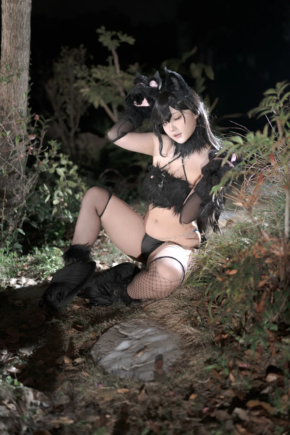 普通路过拳击怪 - No.001 爱宕狠人 [35P-717MB] tg@simisebaisi 【丝足阁】025.webp